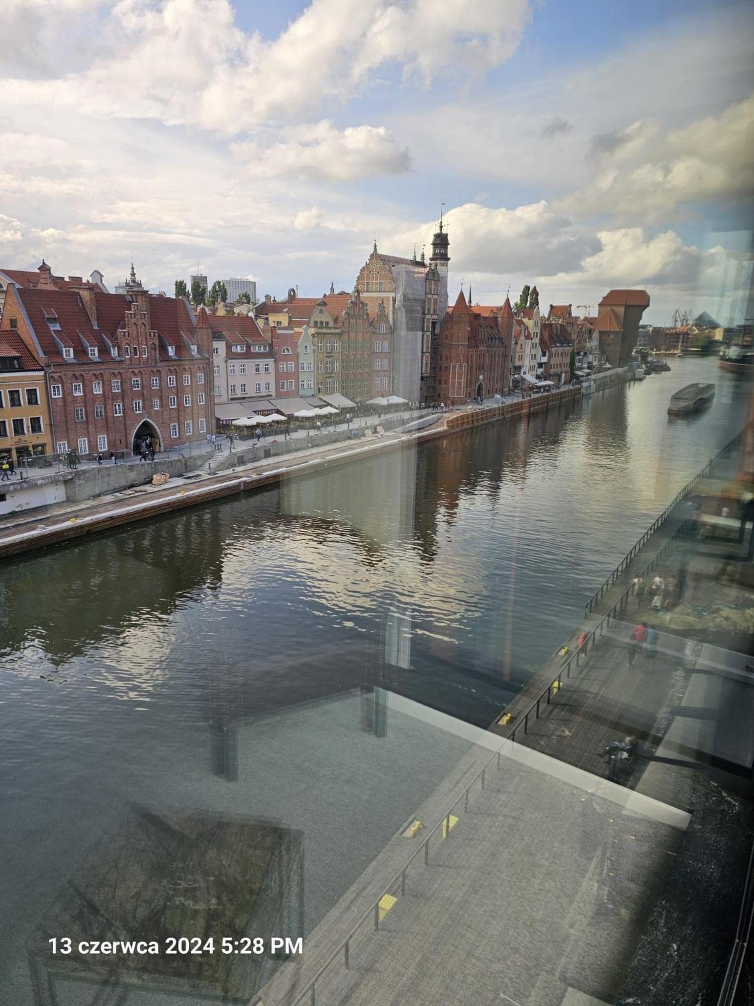 Apartament Chmielna Z Widokiem Na Rzeke Gdaňsk Exteriér fotografie